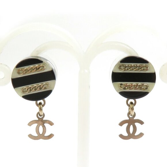 CHANEL Black Earrings - Picture 1 of 5